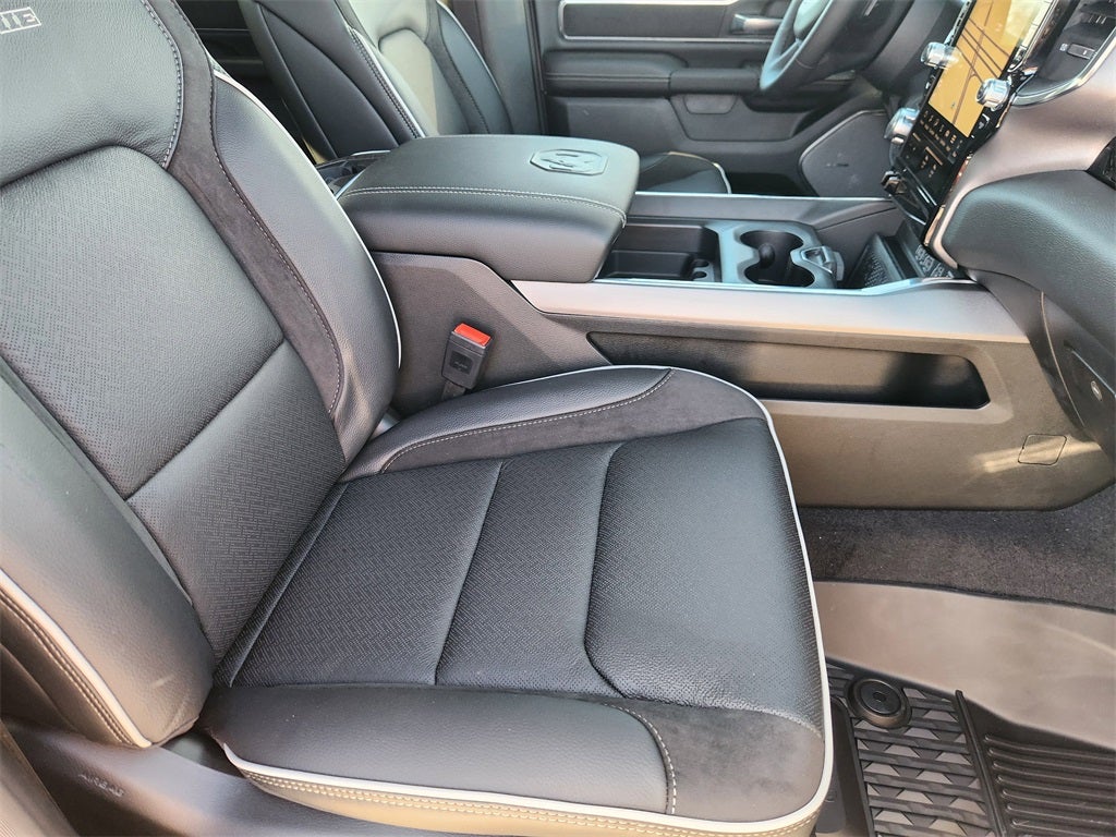 2026 RAM Ram 1500 RAM 1500 LARAMIE CREW CAB 4X2 5'7' BOX