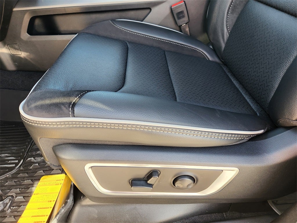 2026 RAM Ram 1500 RAM 1500 LARAMIE CREW CAB 4X2 5'7' BOX