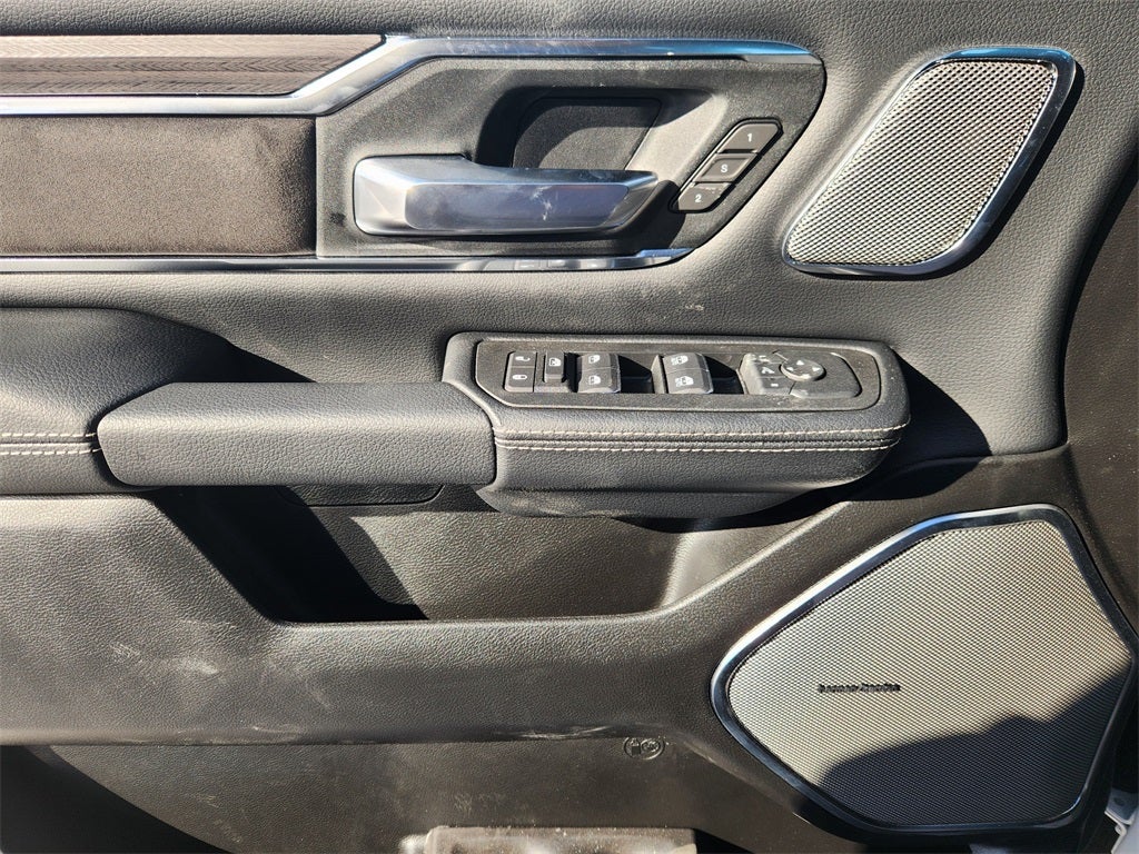 2026 RAM Ram 1500 RAM 1500 LARAMIE CREW CAB 4X2 5'7' BOX