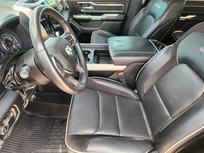 2022 RAM 1500 Laramie Crew Cab 4x2 5'7' Box