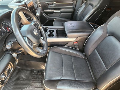 2022 RAM 1500 Laramie Crew Cab 4x2 5'7' Box