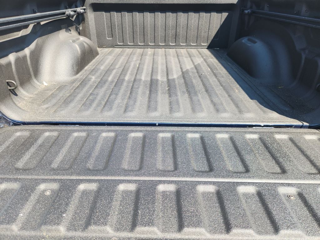 2022 RAM 1500 Laramie Crew Cab 4x2 5'7' Box