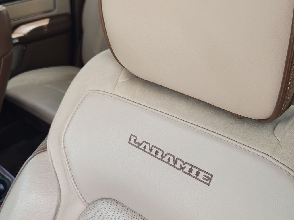 2019 RAM 1500 Laramie Crew Cab 4x2 5'7' Box