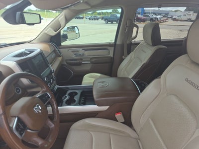 2019 RAM 1500 Laramie Crew Cab 4x2 5'7' Box
