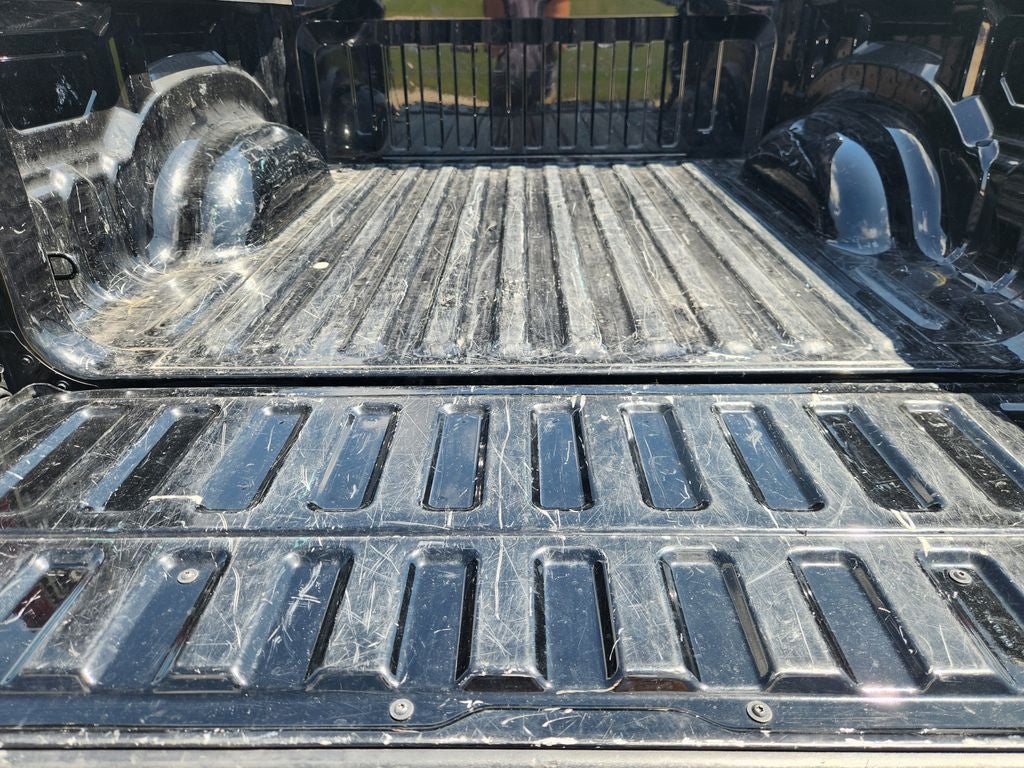 2021 RAM 1500 Laramie Crew Cab 4x2 5'7' Box