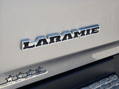 2023 RAM 1500 Laramie Crew Cab 4x2 5'7' Box
