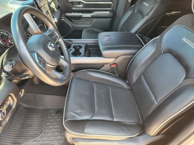 2023 RAM 1500 Laramie Crew Cab 4x2 5'7' Box