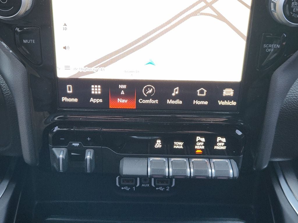 2023 RAM 1500 Laramie Crew Cab 4x2 5'7' Box