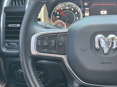 2023 RAM 1500 Laramie Crew Cab 4x2 5'7' Box