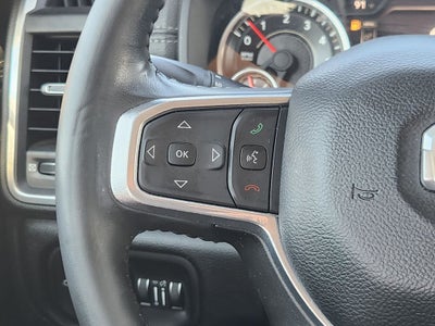 2022 RAM 1500 Laramie Crew Cab 4x2 5'7' Box