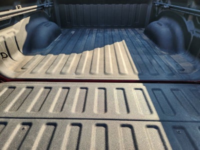 2022 RAM 1500 Laramie Crew Cab 4x2 5'7' Box