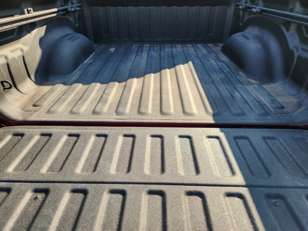 2022 RAM 1500 Laramie Crew Cab 4x2 5'7' Box