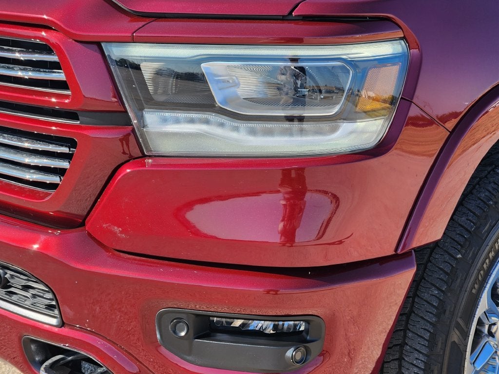 2022 RAM 1500 Laramie Crew Cab 4x2 5'7' Box