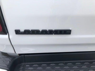 2020 RAM 1500 Laramie Crew Cab 4x2 5'7' Box