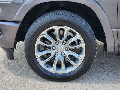 2022 RAM 1500 Laramie Crew Cab 4x2 5'7' Box