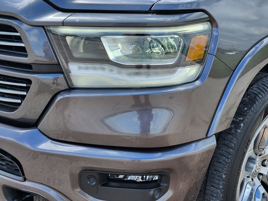 2022 RAM 1500 Laramie Crew Cab 4x2 5'7' Box