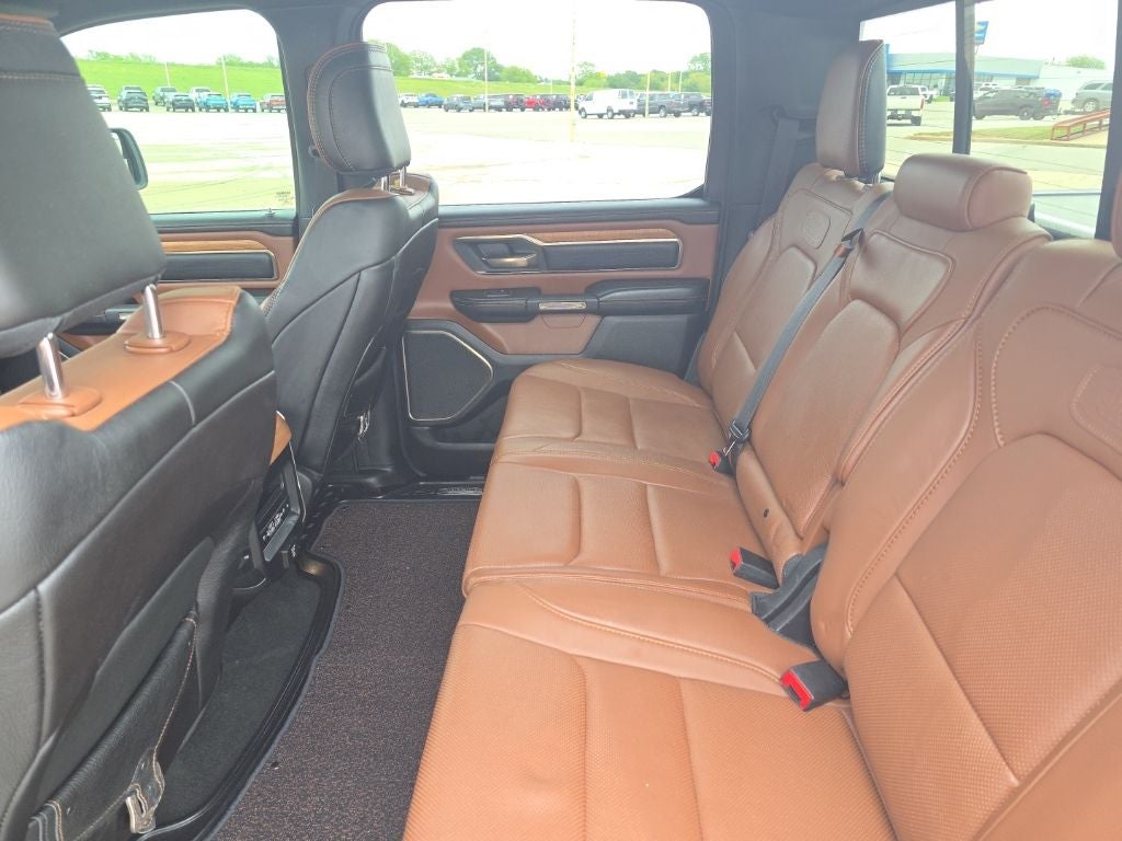 2020 RAM 1500 Laramie Longhorn Crew Cab 4x2 5'7' Box