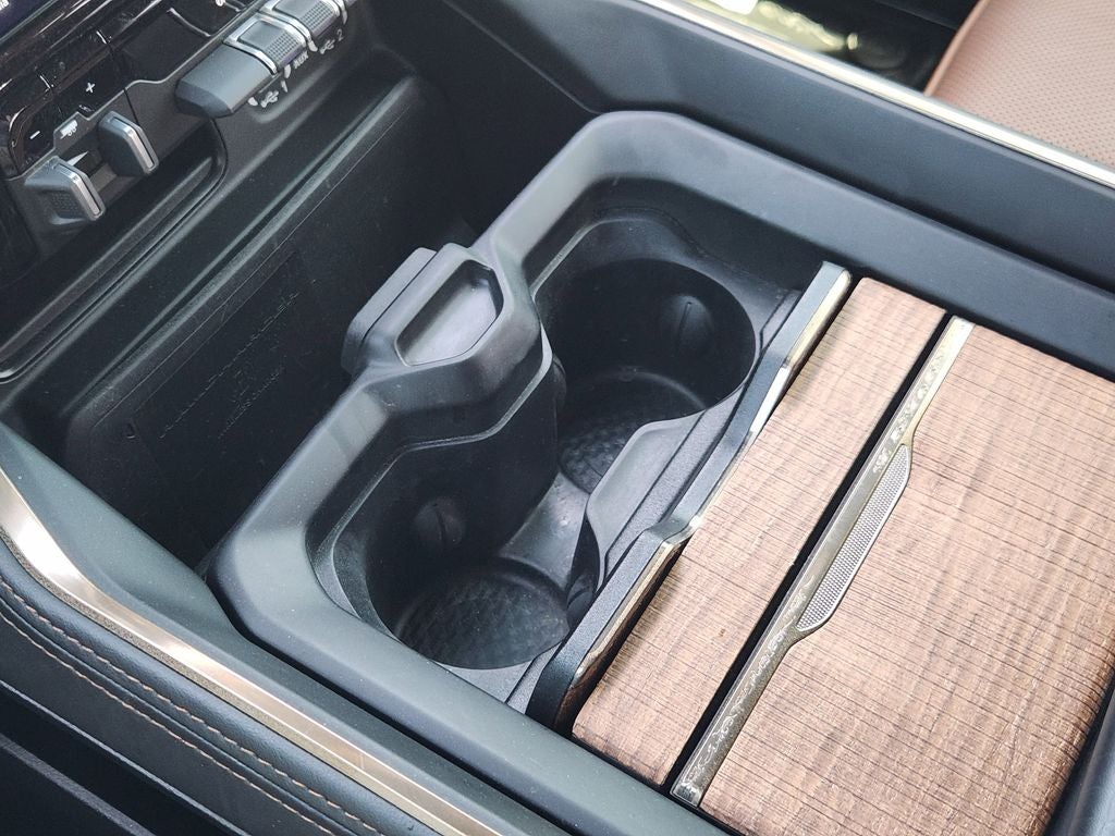 2020 RAM 1500 Laramie Longhorn Crew Cab 4x2 5'7' Box