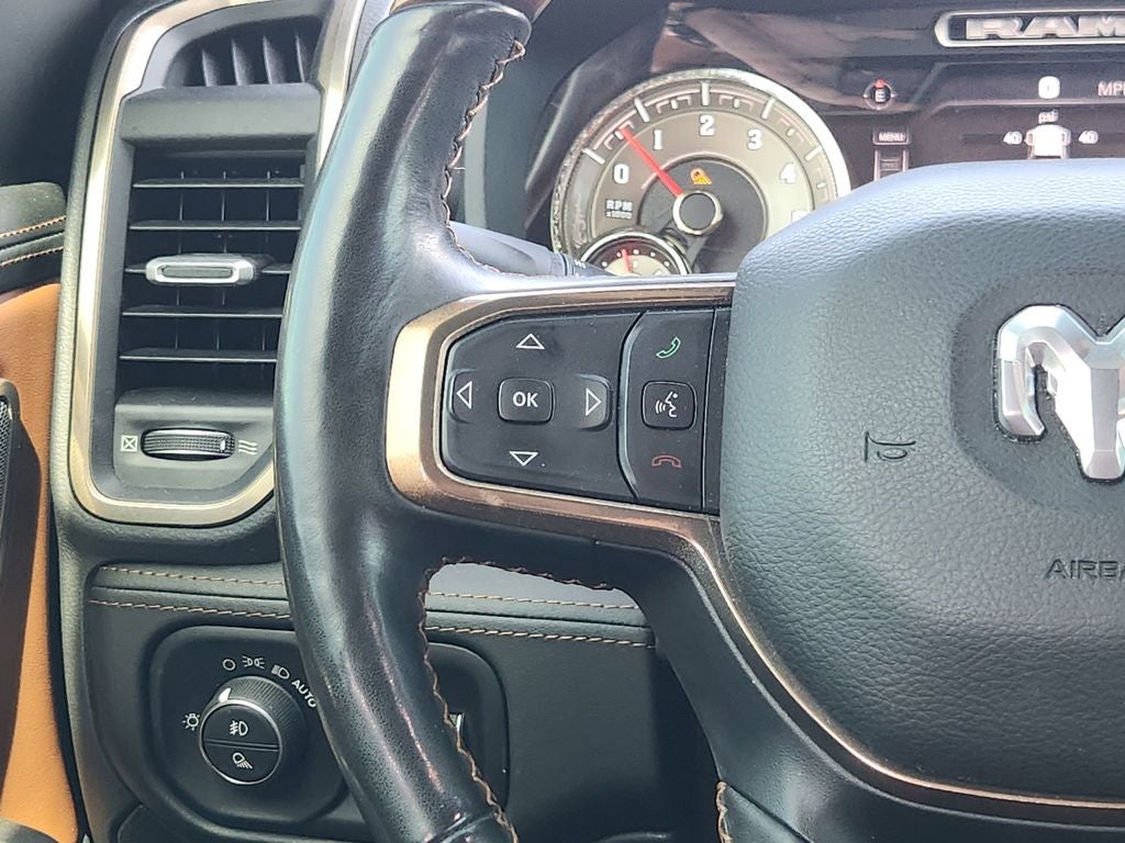 2020 RAM 1500 Laramie Longhorn Crew Cab 4x2 5'7' Box