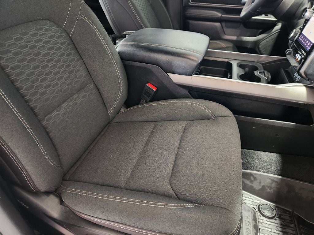 2025 RAM 1500 Lone Star Crew Cab 4x4 5'7' Box
