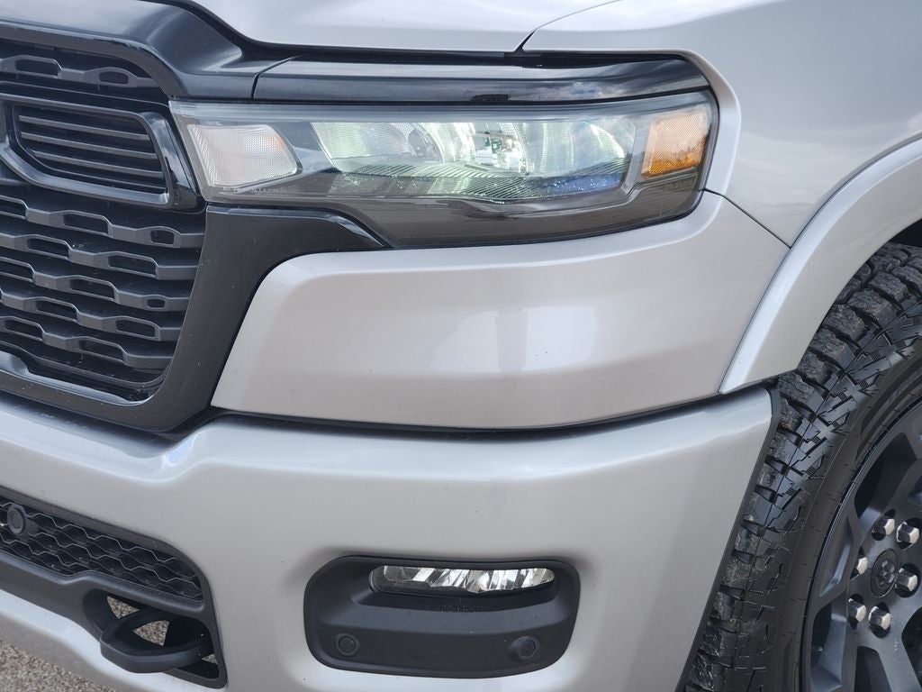 2025 RAM 1500 Lone Star Crew Cab 4x4 5'7' Box
