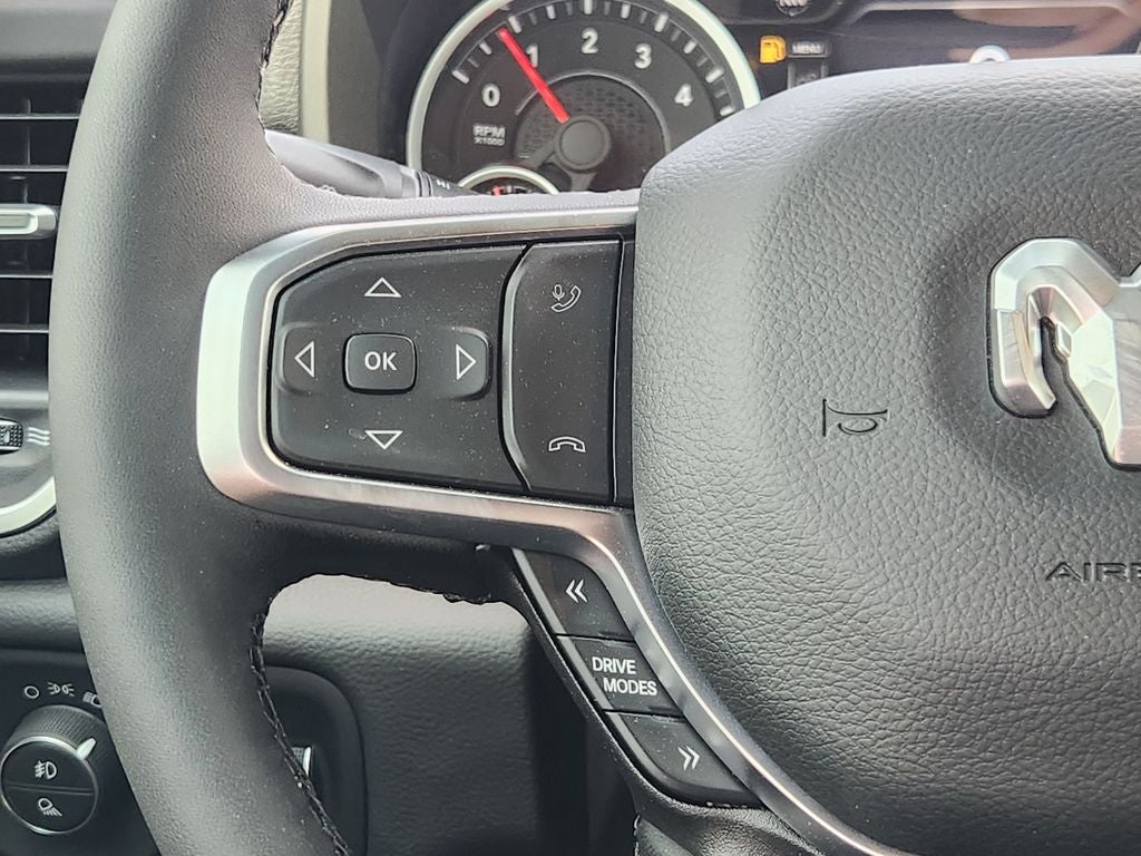 2026 RAM 1500 Big Horn Crew Cab 4x4 5'7' Box