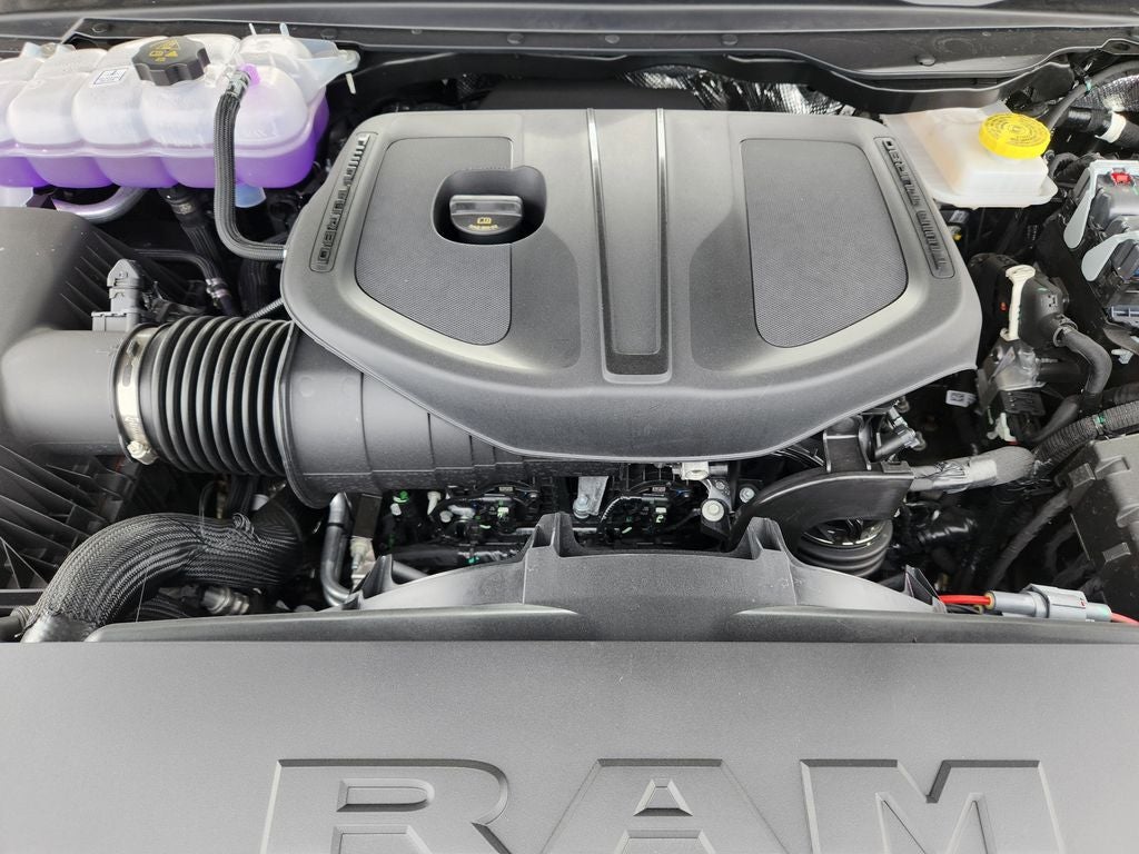 2026 RAM Ram 1500 RAM 1500 LONE STAR CREW CAB 4X4 5'7' BOX