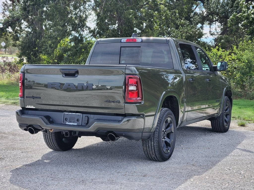 2027 RAM Ram 1500 RAM 1500 LONE STAR CREW CAB 4X4 5'7' BOX