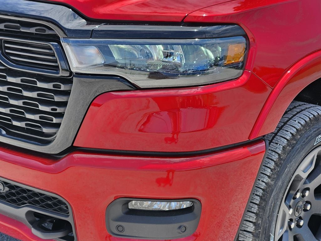 2026 RAM Ram 1500 RAM 1500 LONE STAR CREW CAB 4X4 5'7' BOX