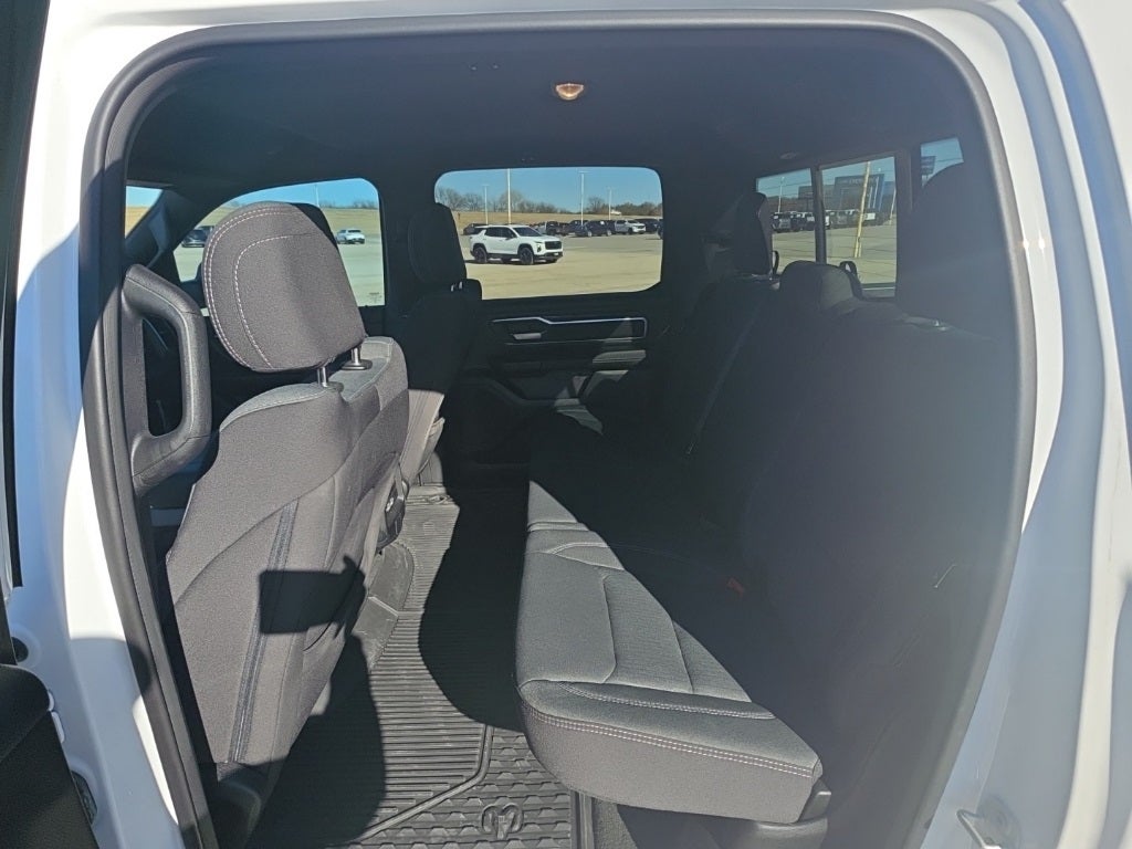 2023 RAM 1500 Lone Star Crew Cab 4x4 5'7' Box