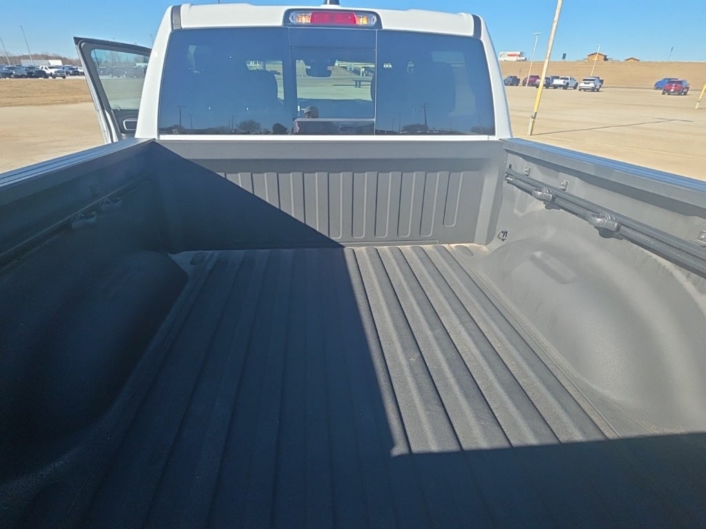 2023 RAM 1500 Lone Star Crew Cab 4x4 5'7' Box