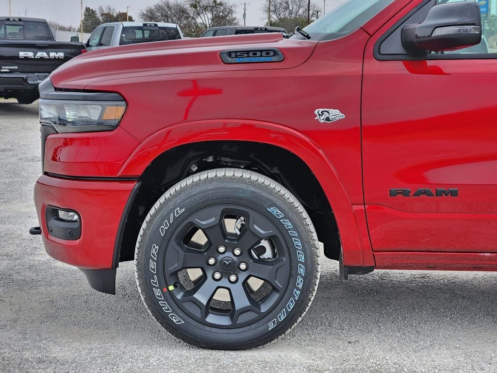 2026 RAM Ram 1500 RAM 1500 LONE STAR CREW CAB 4X4 5'7' BOX