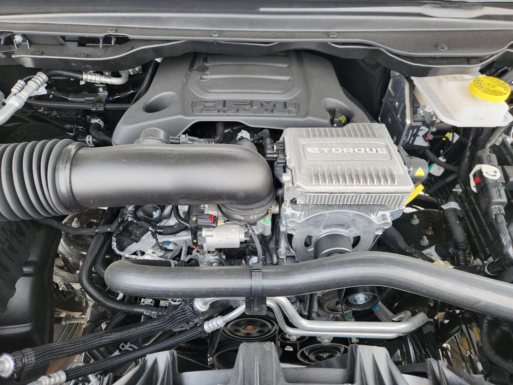 2026 RAM Ram 1500 RAM 1500 LONE STAR CREW CAB 4X4 5'7' BOX