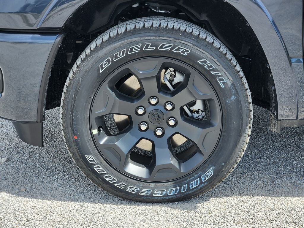 2026 RAM Ram 1500 RAM 1500 LONE STAR CREW CAB 4X4 5'7' BOX