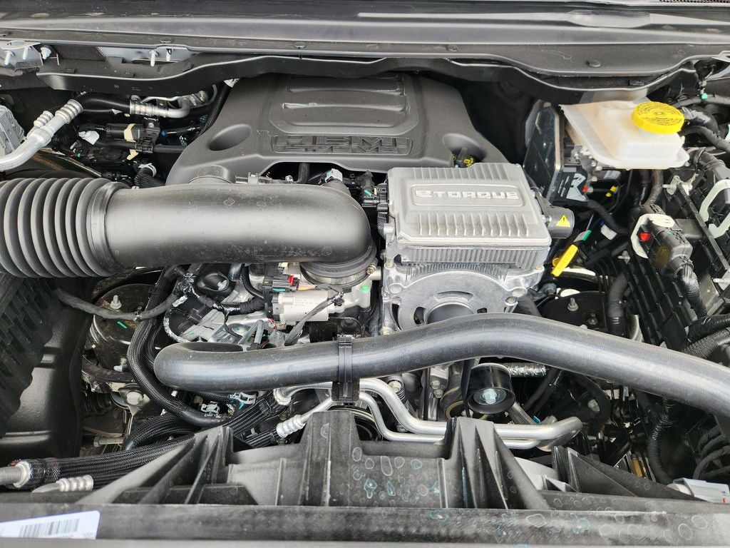 2026 RAM Ram 1500 RAM 1500 LONE STAR CREW CAB 4X4 5'7' BOX