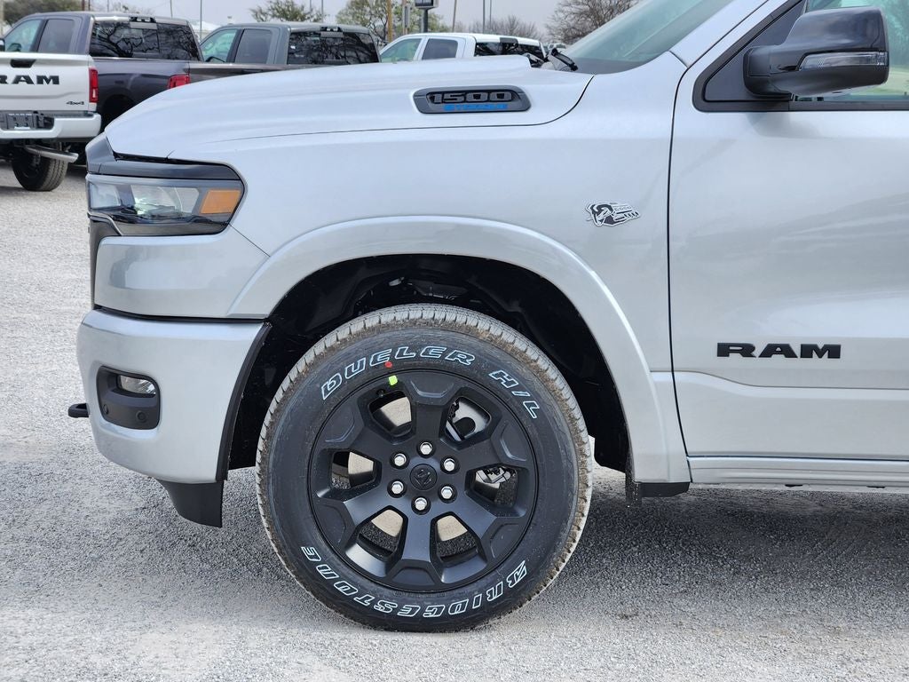 2026 RAM Ram 1500 RAM 1500 LONE STAR CREW CAB 4X4 5'7' BOX