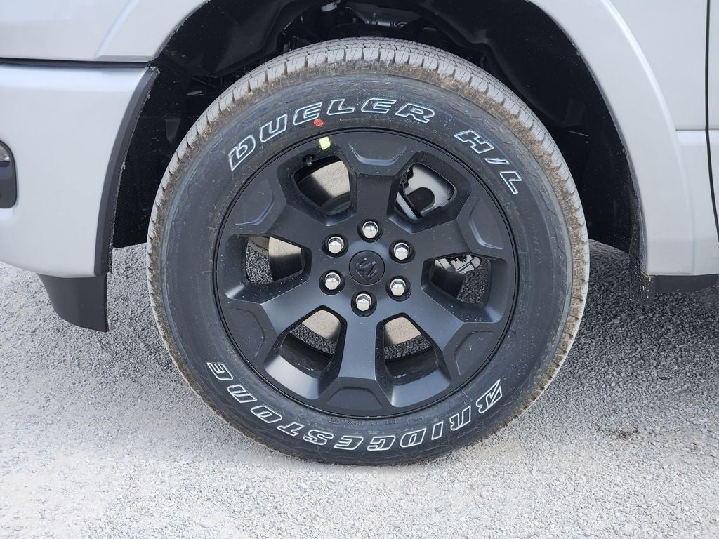 2026 RAM Ram 1500 RAM 1500 LONE STAR CREW CAB 4X4 5'7' BOX