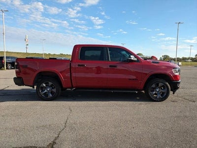 2022 RAM 1500 Big Horn Crew Cab 4x4 5'7' Box