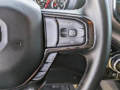 2022 RAM 1500 Big Horn Crew Cab 4x4 5'7' Box