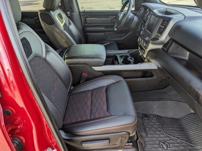 2022 RAM 1500 Big Horn Crew Cab 4x4 5'7' Box