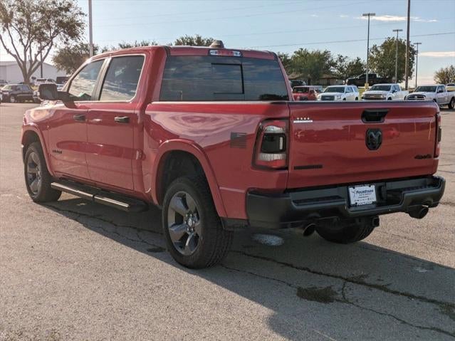 2022 RAM 1500 Big Horn Crew Cab 4x4 5'7' Box