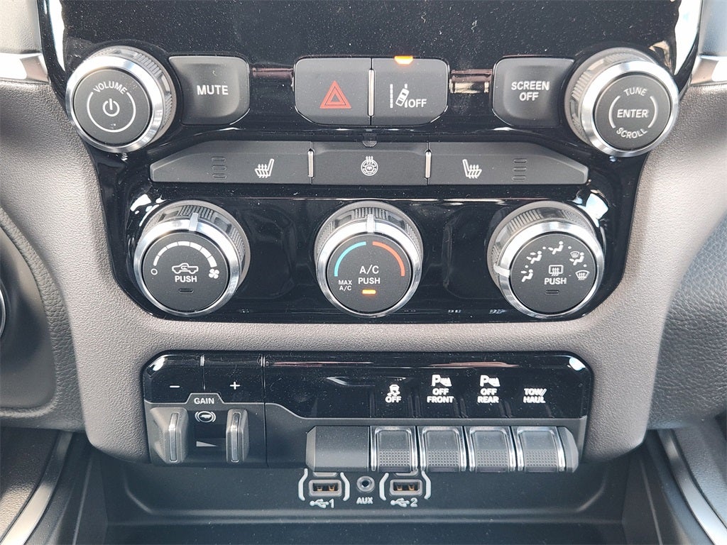 2026 RAM Ram 1500 RAM 1500 LONE STAR CREW CAB 4X4 5'7' BOX