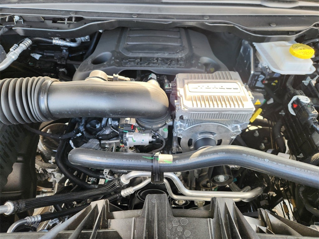 2026 RAM Ram 1500 RAM 1500 LONE STAR CREW CAB 4X4 5'7' BOX