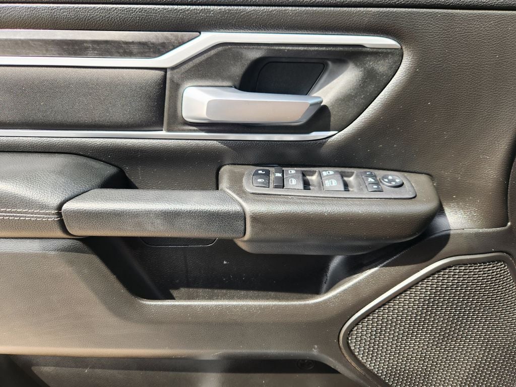 2023 RAM 1500 Lone Star Crew Cab 4x4 5'7' Box