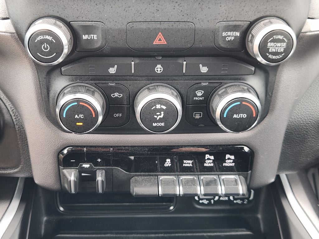 2023 RAM 1500 Lone Star Crew Cab 4x4 5'7' Box