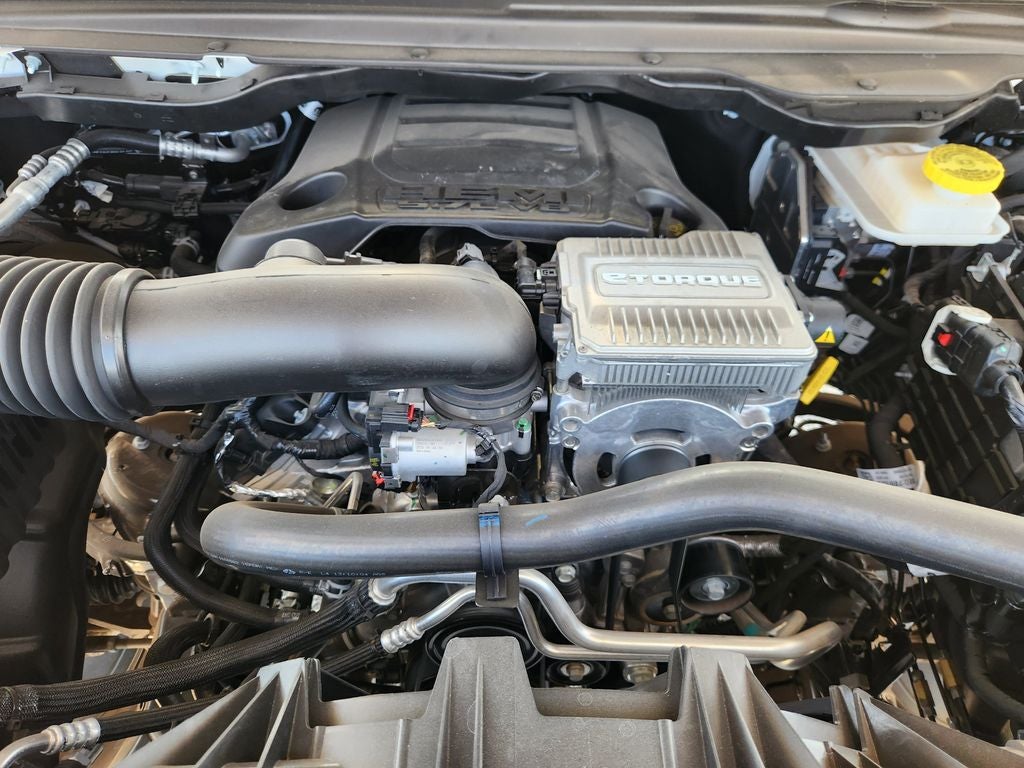 2026 RAM Ram 1500 RAM 1500 LONE STAR CREW CAB 4X4 5'7' BOX