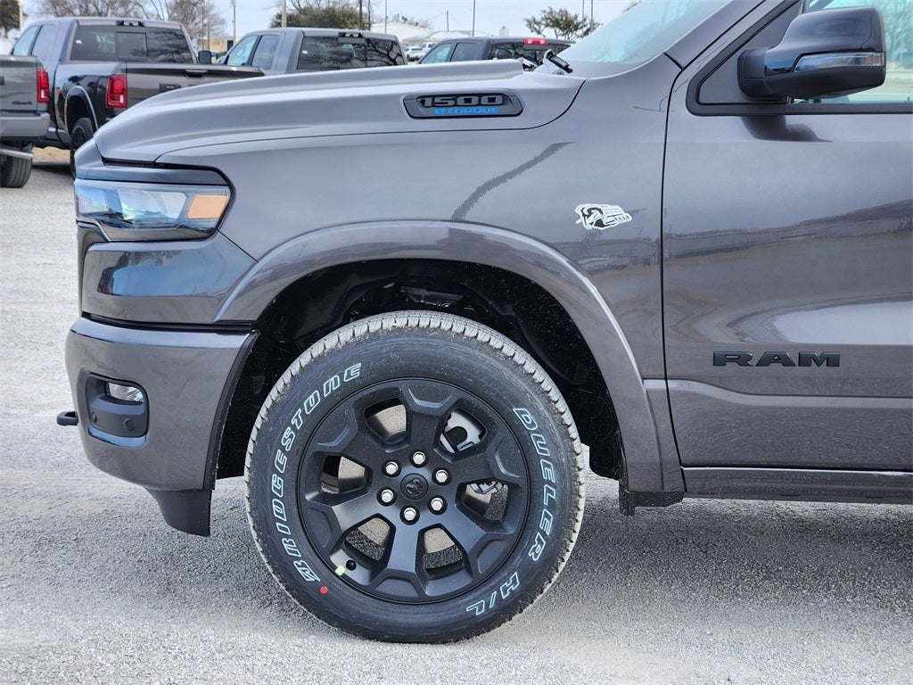 2026 RAM Ram 1500 RAM 1500 LONE STAR CREW CAB 4X4 5'7' BOX