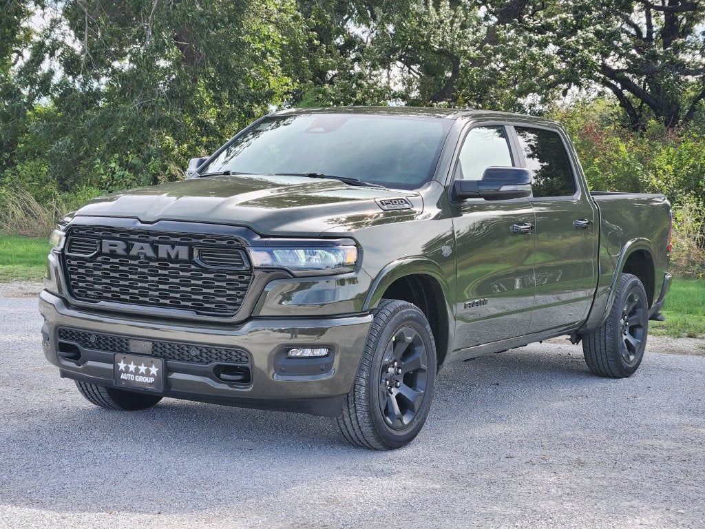 2027 RAM Ram 1500 RAM 1500 LONE STAR CREW CAB 4X4 5'7' BOX