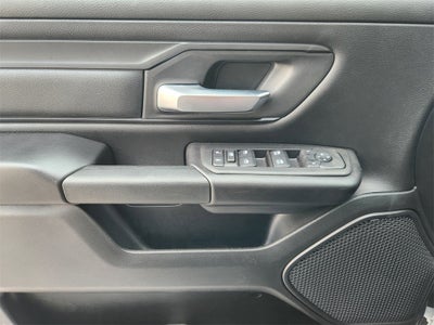 2026 RAM Ram 1500 RAM 1500 TRADESMAN CREW CAB 4X4 5'7' BOX