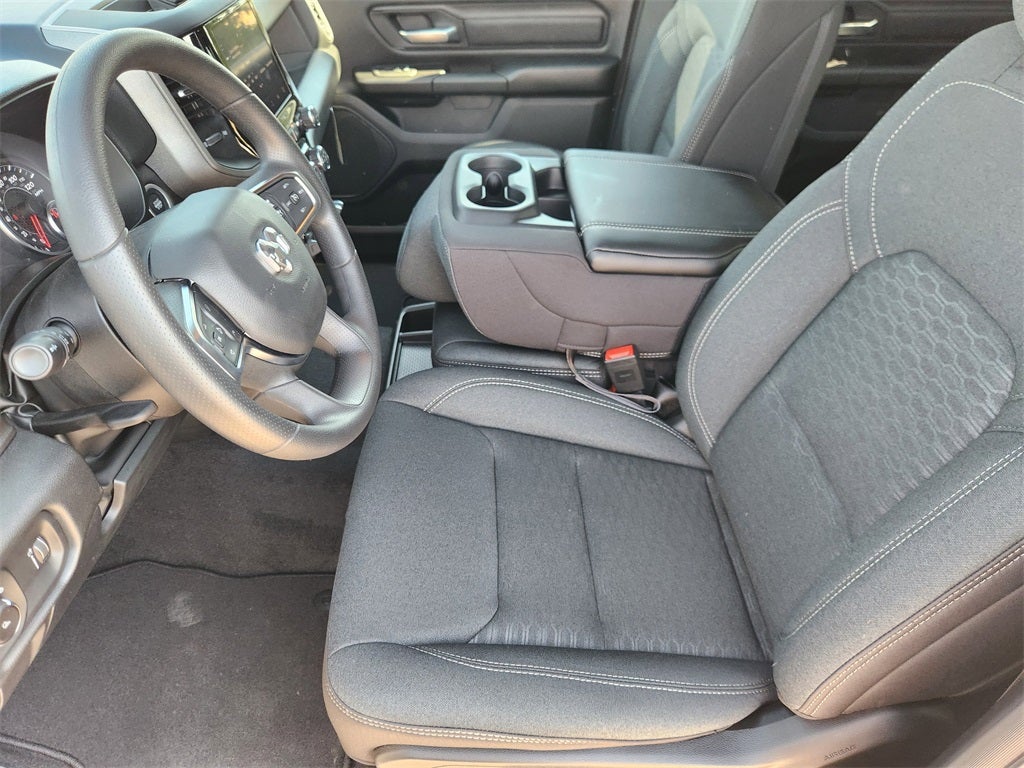 2026 RAM Ram 1500 RAM 1500 TRADESMAN CREW CAB 4X4 5'7' BOX